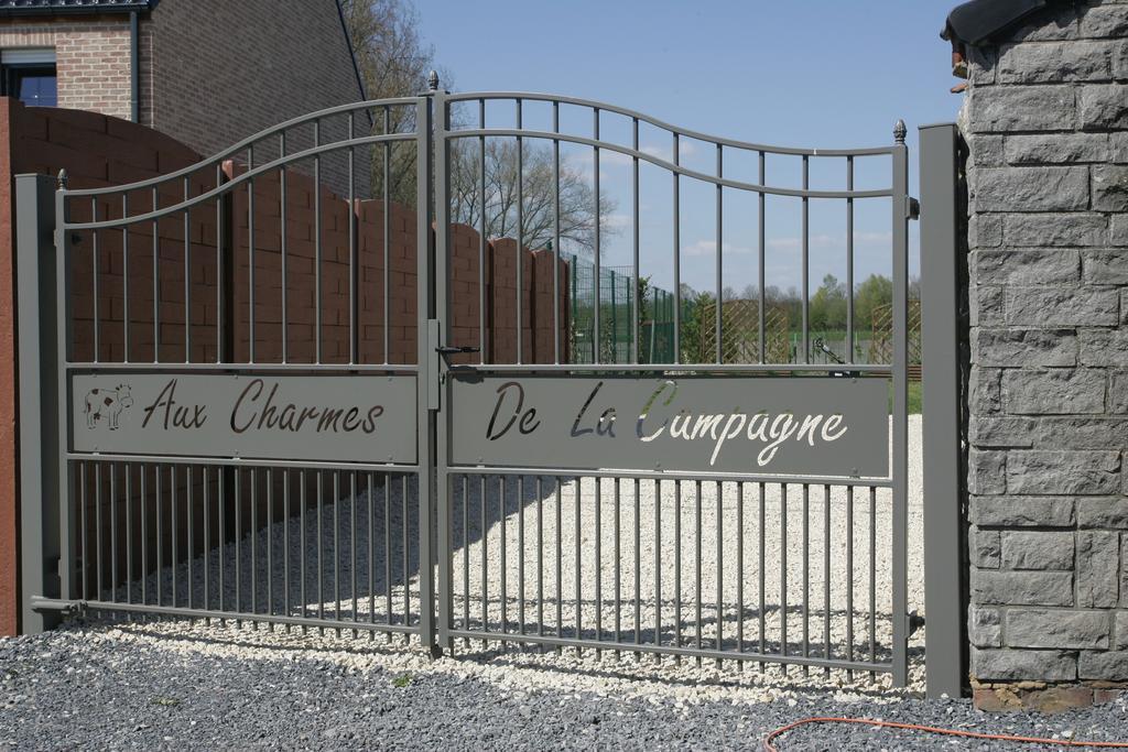 Вилла Aux Charmes De La Campagne Hautrage Экстерьер фото